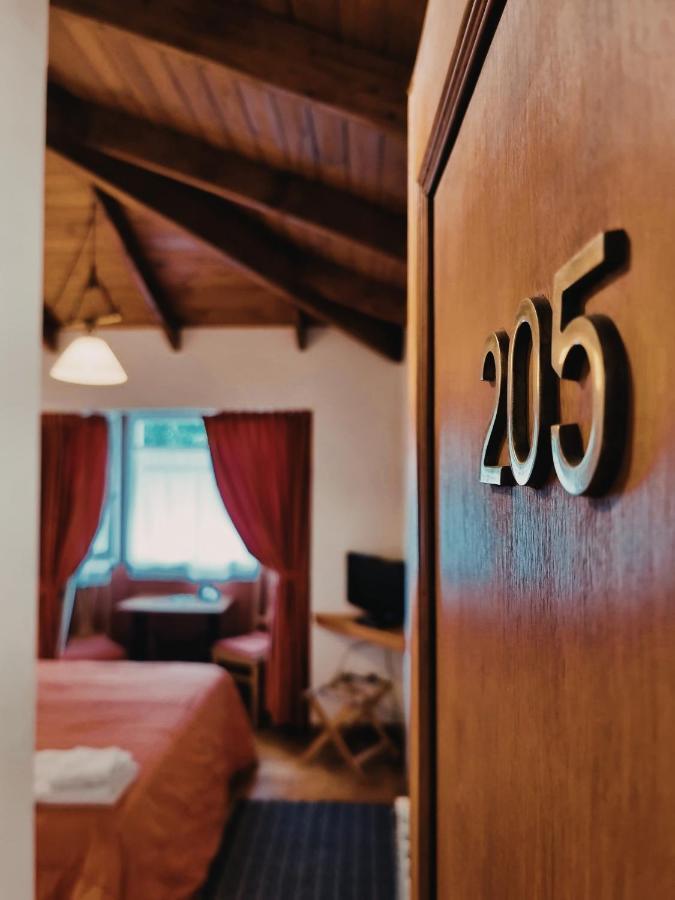 Hosteria Cauquenes De Nimez El Calafate Bagian luar foto