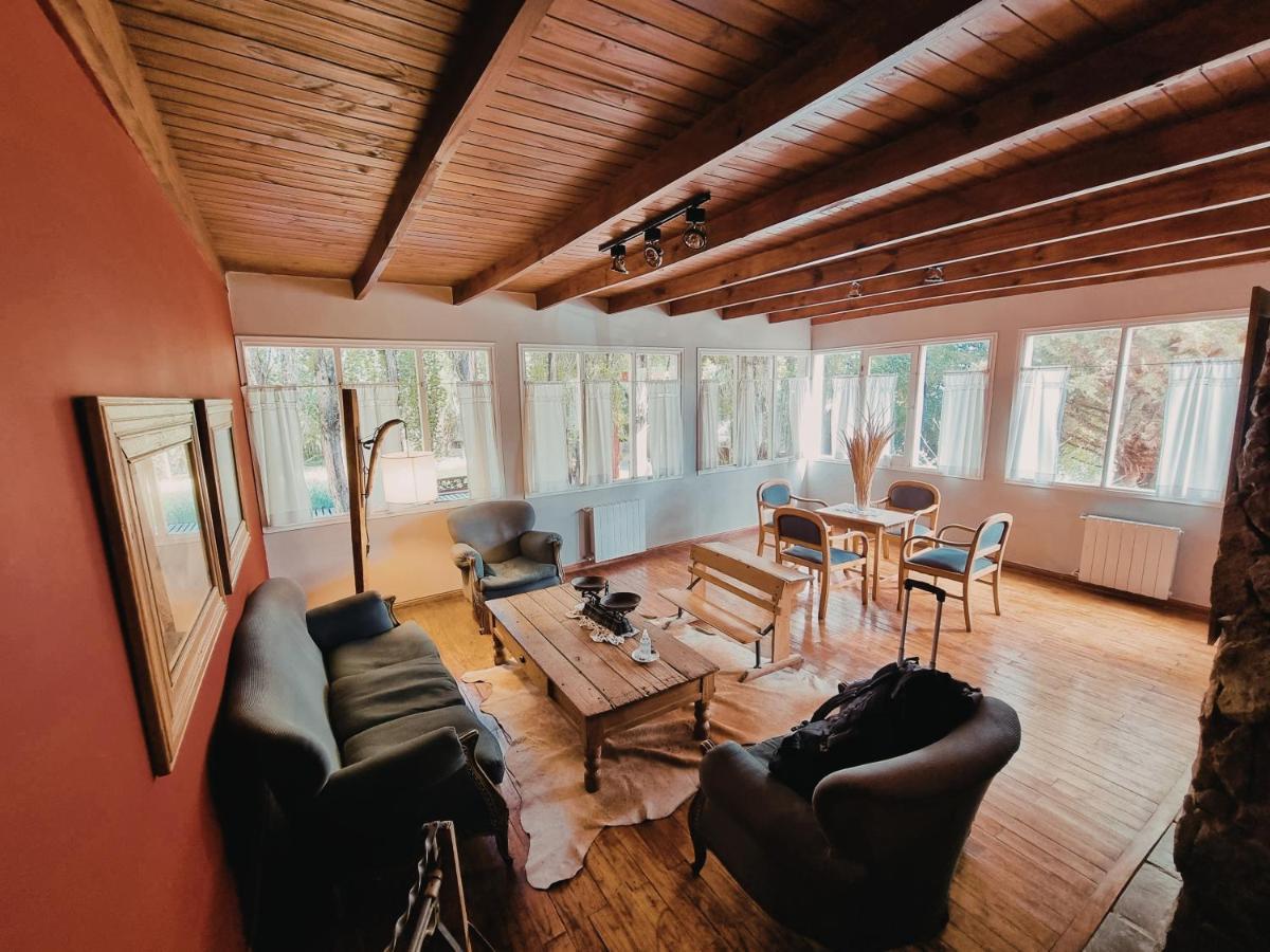 Hosteria Cauquenes De Nimez El Calafate Bagian luar foto